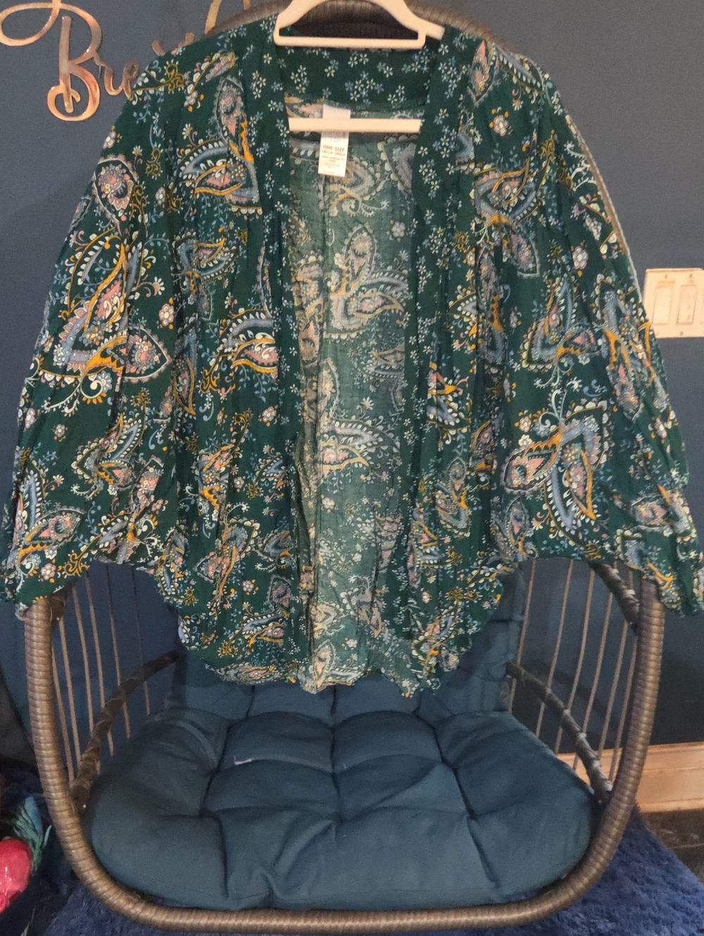 Time and Tru Green Paisley Open-Front Kimono